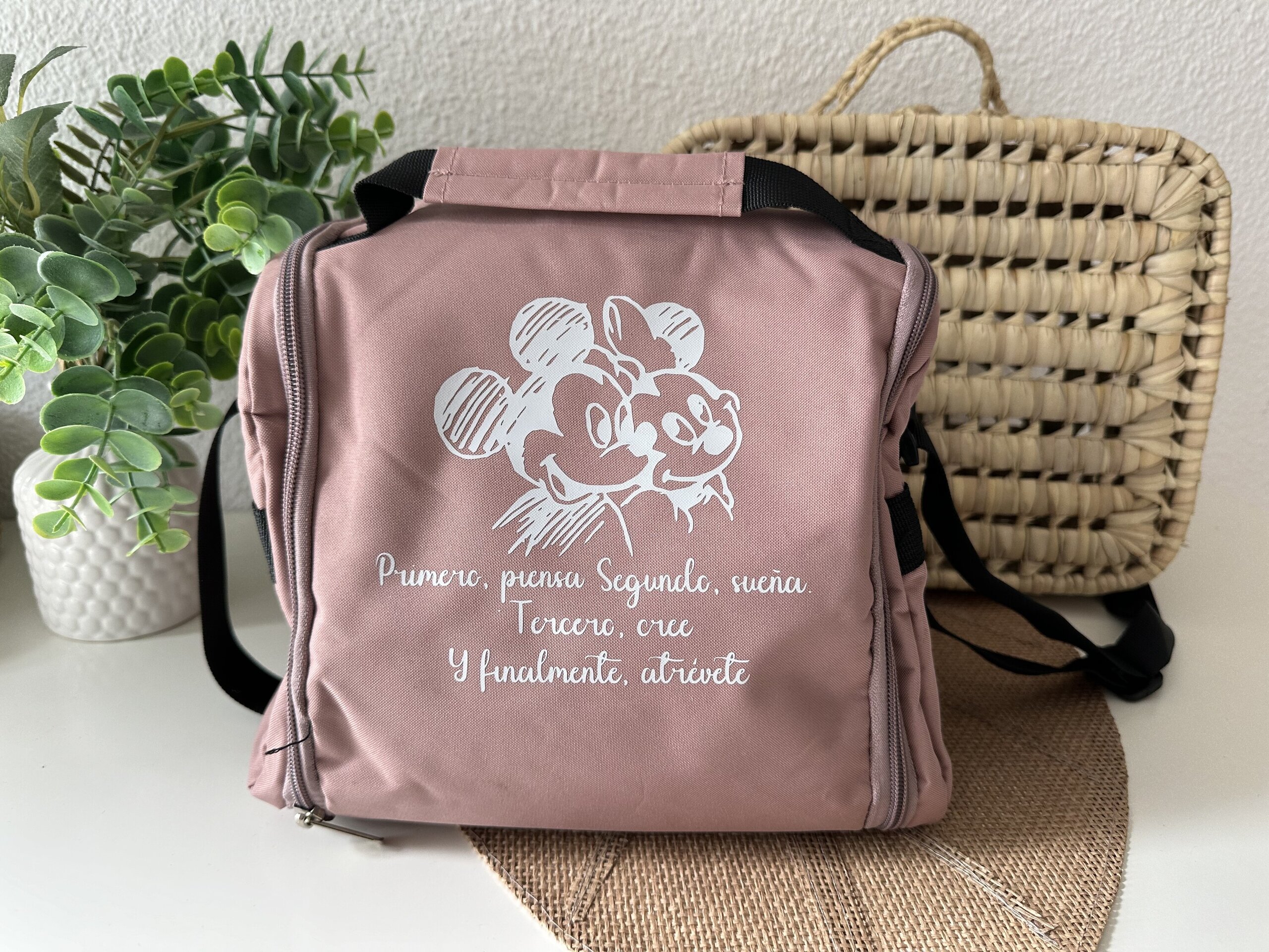 BOLSA TÉRMICA PERSONALIZADA BOLSILLO INICIAL NOMBRE ENCIMA - 11